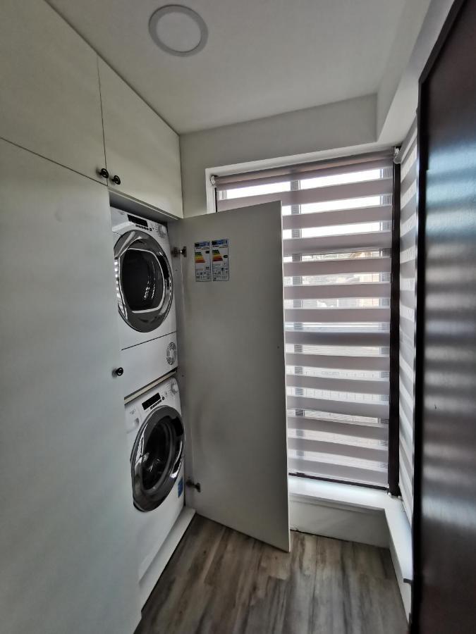 Lolo Properties 2, Free Parking Edimburgo Exterior foto
